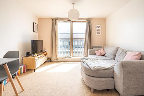 1 bedroom apartment for sale, Knightstone Causeway, Weston-Super-Mare, BS23