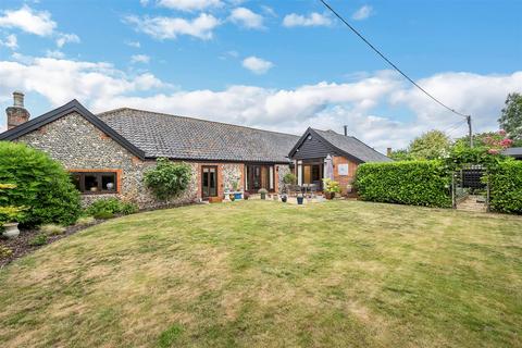 4 bedroom barn conversion for sale, Bowbeck, Bardwell