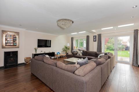 4 bedroom detached house for sale, Wood Lane Close, Iver SL0