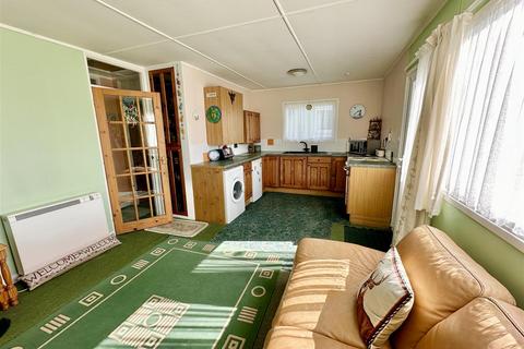 2 bedroom chalet for sale, New Zealand Way, Bacton NR12