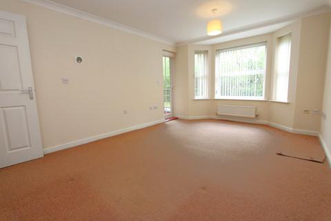 2 bedroom ground floor flat for sale, Trefoil Gardens, Amblecote, Stourbridge, DY8