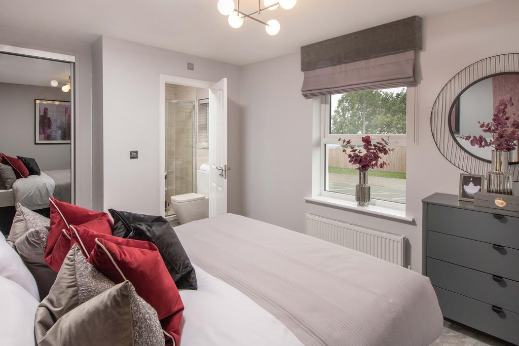 Hadley double bedroom with en suite