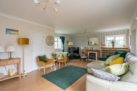 6 Achilles Close, Hemel Hempstead, HP2 5QA