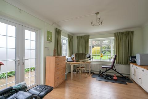 6 Achilles Close, Hemel Hempstead, HP2 5QA