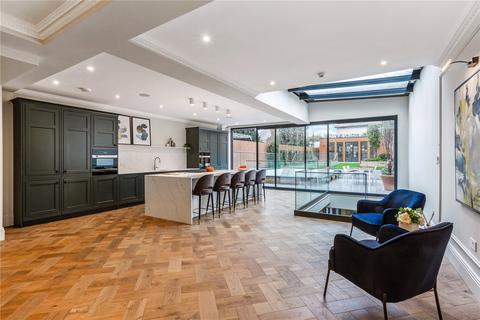 6 bedroom semi-detached house for sale, Trinity Road, London, SW18