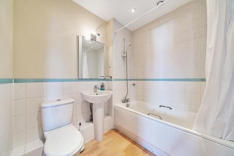 2 bedroom flat for sale, Basingstoke,  Hampshire,  RG21