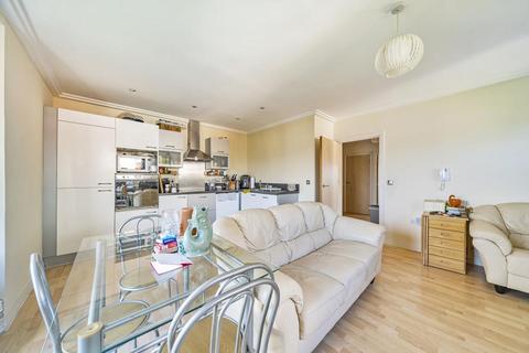 2 bedroom flat for sale, Basingstoke,  Hampshire,  RG21