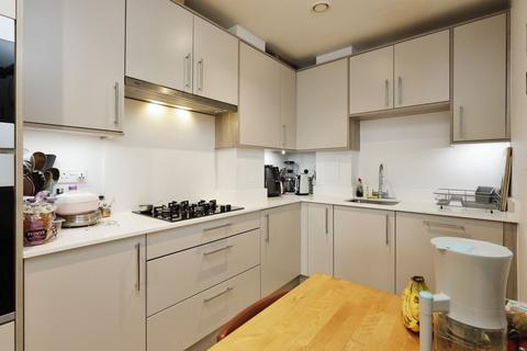 1 bedroom apartment for sale, Woodford Road, Watford, Hertfordshire, WD17