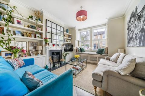 4 bedroom house to rent, Sellincourt Road London SW17
