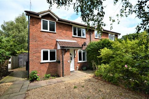 undefined, Southern Way, Farnham, Surrey, Surrey, GU9