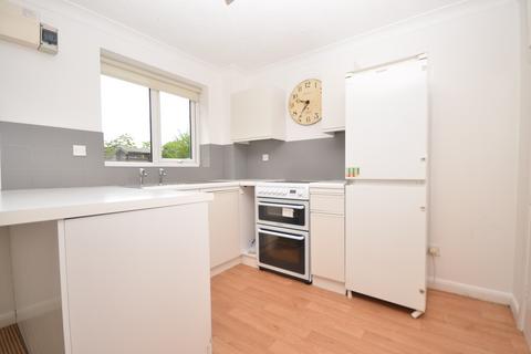 undefined, Southern Way, Farnham, Surrey, Surrey, GU9