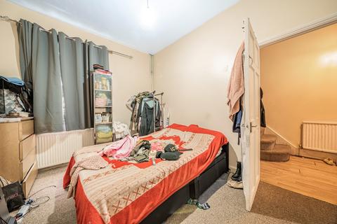 1 Rippolson Road, London, SE18 1NR