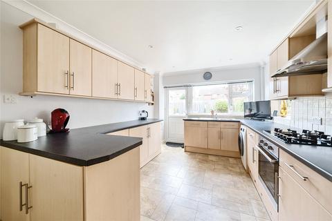 4 Gale Drive, Lightwater, GU18 5TX