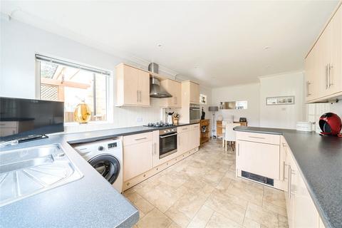 4 Gale Drive, Lightwater, GU18 5TX