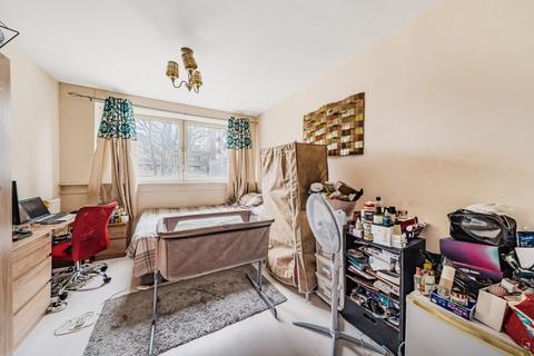Flat 3, Claymill House Raglan Road, London, SE18 7HX