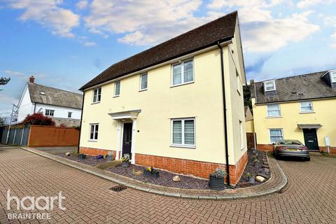 4 bedroom detached house for sale, Osmond Close, Braintree