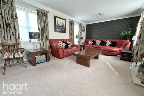16 Osmond Close, Black Notley, Braintree, CM77 8FH