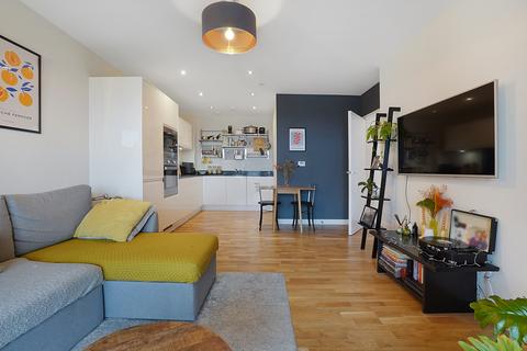 1 bedroom flat for sale, Cowan House, Greenwich High Road, Greenwich SE10
