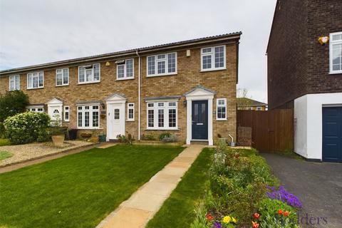 3 bedroom end of terrace house for sale, Riversdell Close, Chertsey, Surrey, KT16