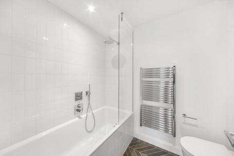 2 bedroom apartment to rent, City Road London EC1V
