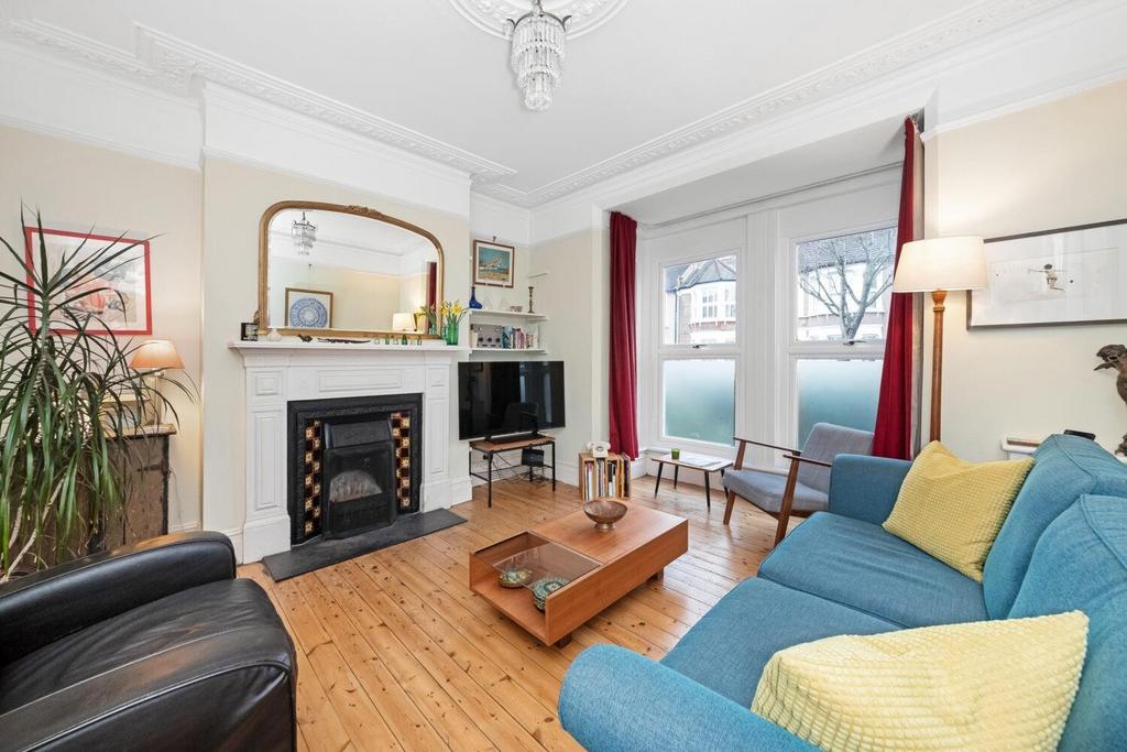 Chudleigh Road, Brockley, London, SE4 5 bed house for sale £925,000