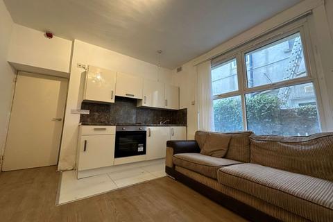 1 bedroom apartment to rent, 24 Pen-Y-Lan Road, Cardiff