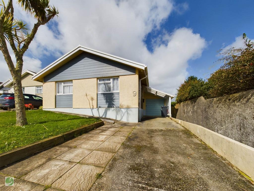 Portbyhan Road, Looe PL13 2 bed detached bungalow for sale £335,000