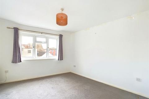 1 bedroom flat for sale, Sandown Court, Byron Road, Worthing, BN11 3HL