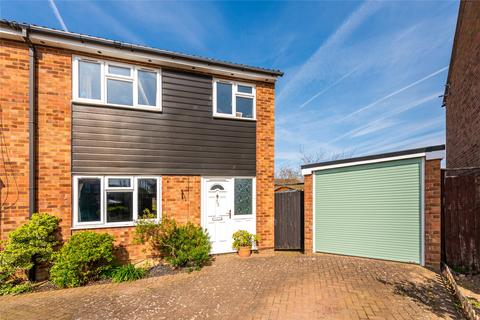 4 bedroom semi-detached house for sale, The Mixies, Stotfold, Bedfordshire, SG5