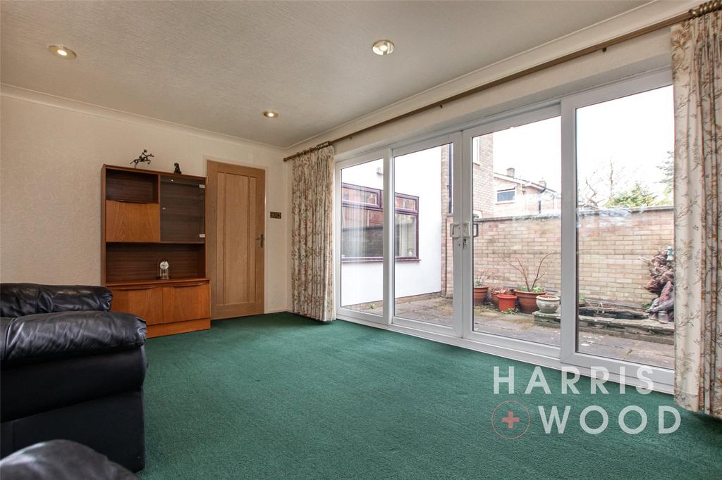 Swallowdale, Colchester, Essex, CO2 5 bed semidetached house for sale