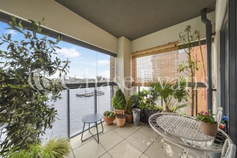 2 bedroom apartment for sale, Lotus House, New Union Wharf, Isle of Dogs E14