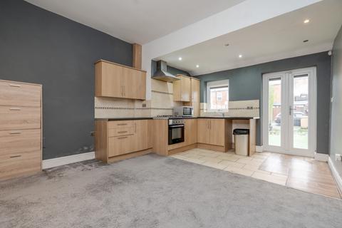2 bedroom terraced house for sale, St. Helens Road, Bolton, BL3