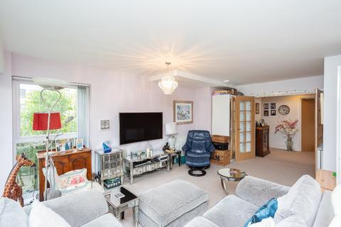 2 bedroom apartment for sale, The Embankment, Nash Mills Wharf, Hemel Hempstead, Hertfordshire, HP3