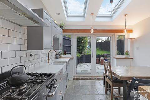 76 Allnutts Road, Epping, CM16 7BE