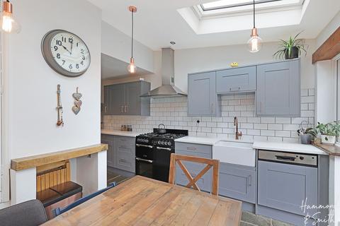 76 Allnutts Road, Epping, CM16 7BE