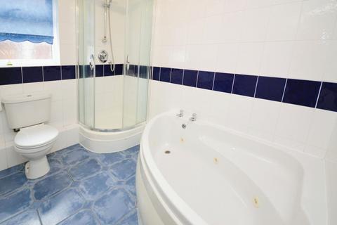 22 Thames Crescent, Corringham, Stanford-le-hope, SS17 9DT