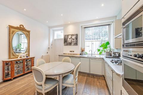 2 bedroom flat for sale, Queen's Gate Gardens, South Kensington