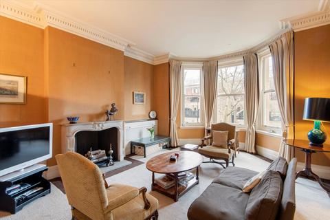 4 bedroom maisonette for sale, Rutland Court, Knightsbridge, London SW7