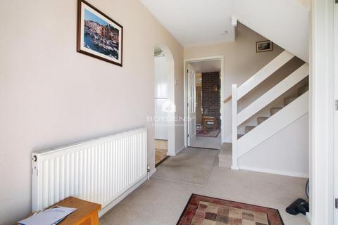 4 Marshall Close, Feering, Colchester, CO5 9LQ