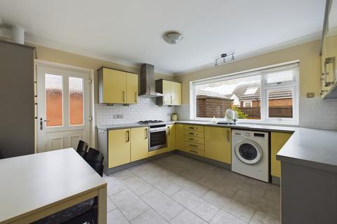 2 bedroom bungalow for sale, Folkestone Road,  Lytham St. Annes, FY8