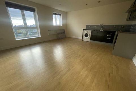 2 bedroom flat to rent, City View, Cranmer Street, Nottingham, NG3