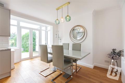 262 Carlton Road, Gidea Park, Romford, RM2 5BB