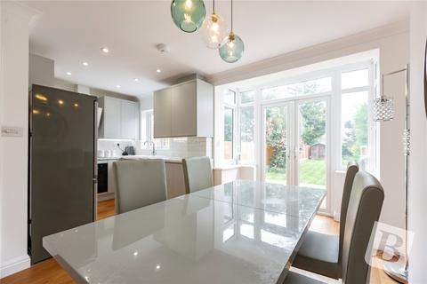 262 Carlton Road, Gidea Park, Romford, RM2 5BB