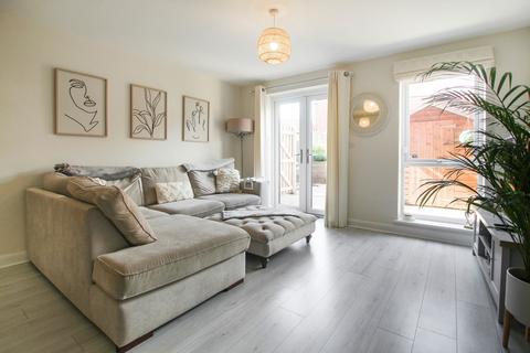 3 Brennan Close, Bristol, BS4 1FS