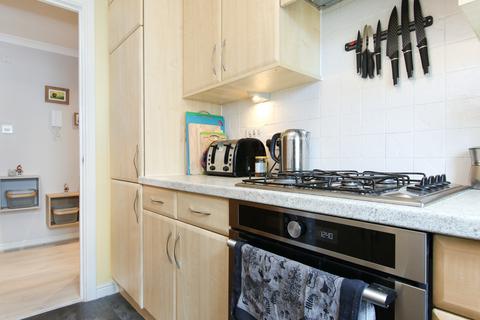 39/15, Pilrig Heights, Edinburgh, EH6 5FD