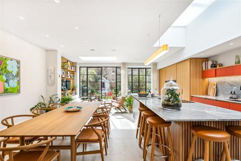 3 Cloncurry Street, London, SW6 6DR