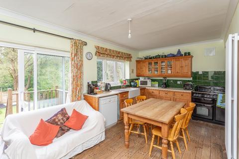 130 Park Avenue, Bushey, WD23 2BB