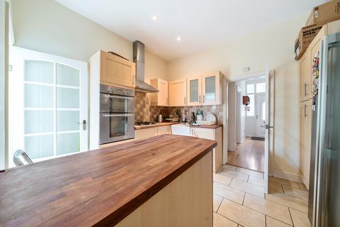 31 Hafton Road, London, SE6 1LW