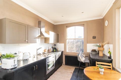 2 bedroom flat for sale, Albion Road, Broadstairs, CT10