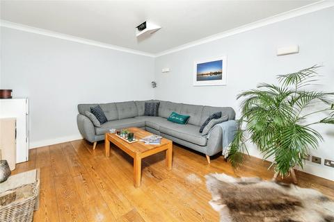 9 Tenaplas Drive, Upper Basildon, Reading, RG8 8SS